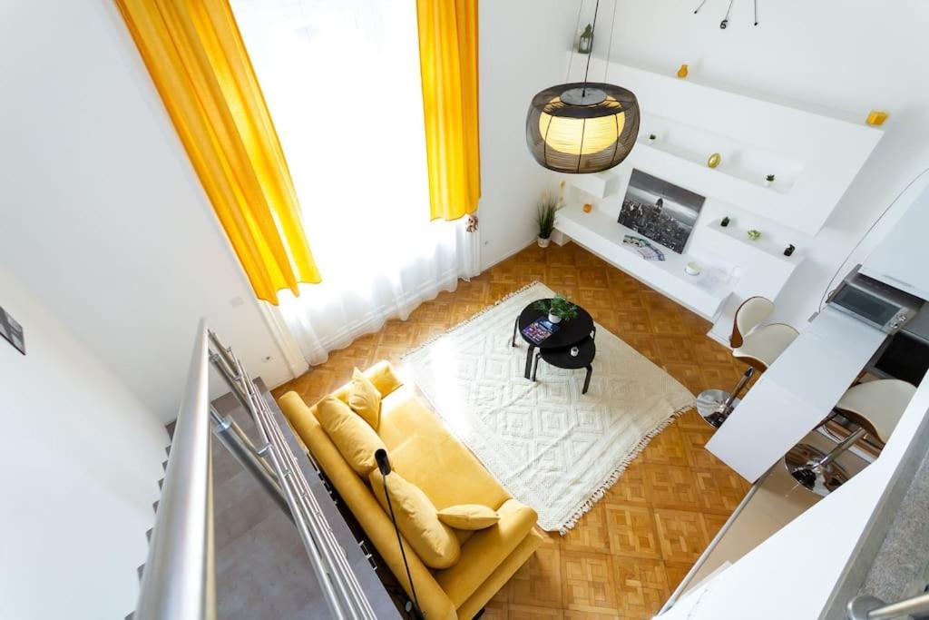 Bright Design Riverside Studio By Nw Budapeste Exterior foto
